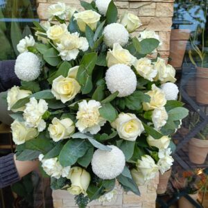 Wiązanka Elegancja w Bieli